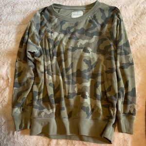 American Eagle Camo Crewneck
